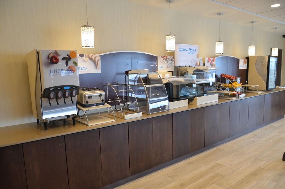 Holiday Inn Express & Suites Cheektowaga North East By Ihg Eksteriør billede
